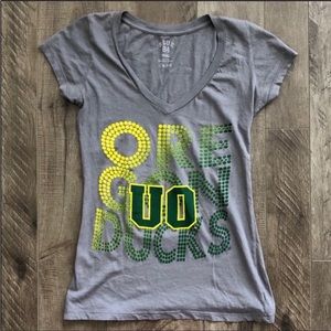 EUC University of Oregon Ducks Grey Short Sleeve T in Size Small